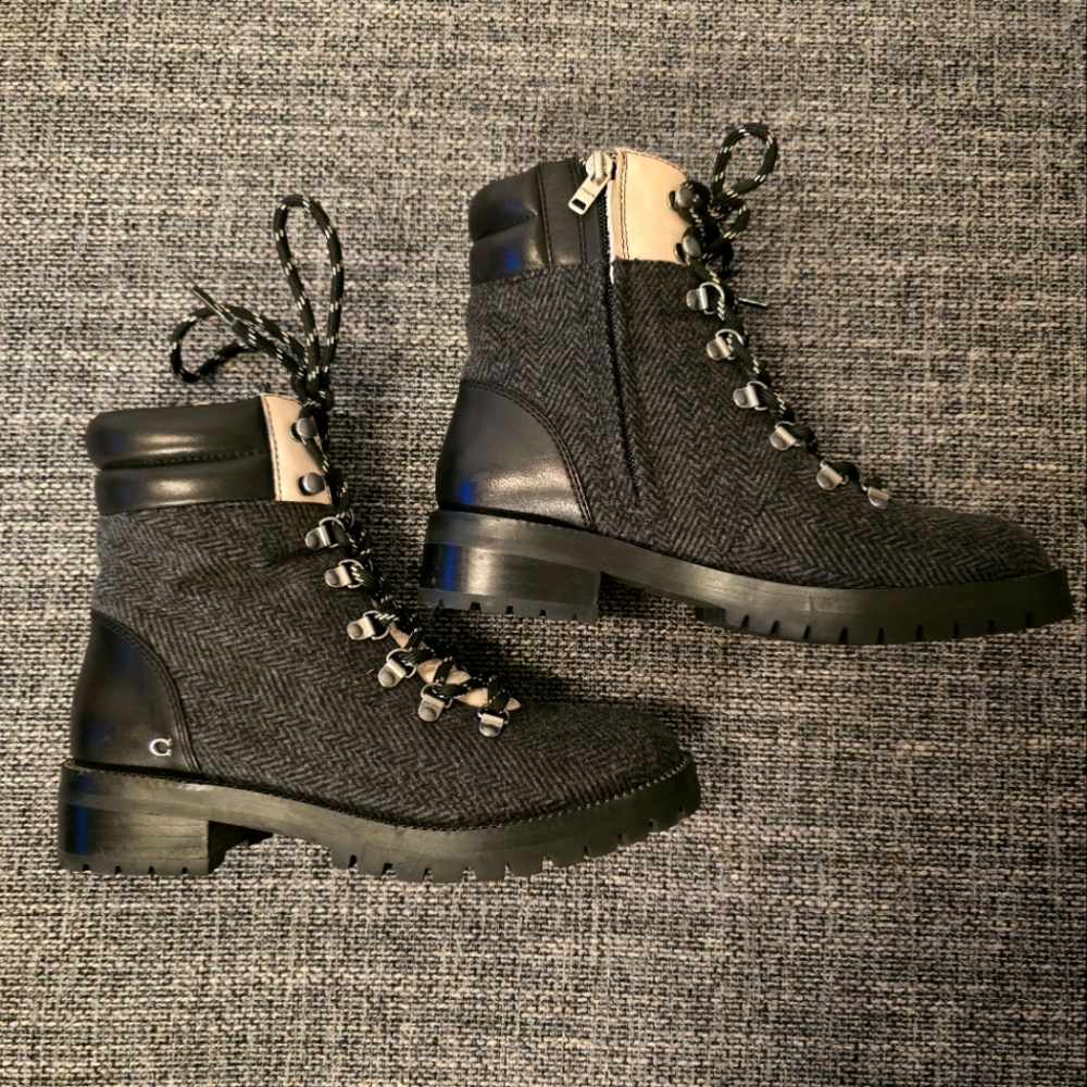 Coach Woman's ankle boots Size 6.5B